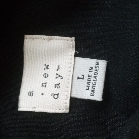 A New Day. Linen, Lagenlook, coastal core, cottage core, utility, beachy… - Picture 3 of 8